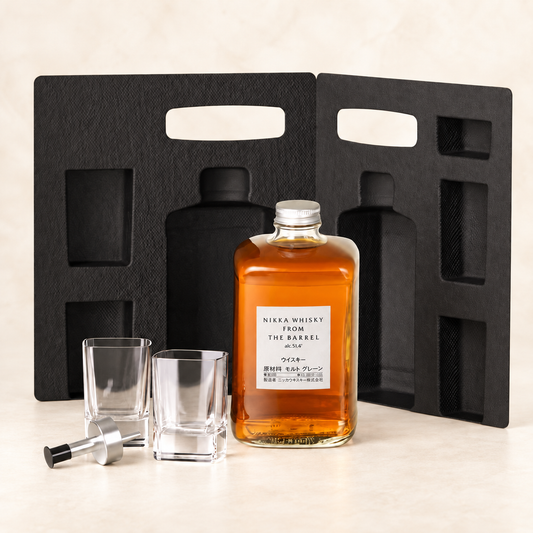 Nikka From the Barrel i svart Silhouette-presentask