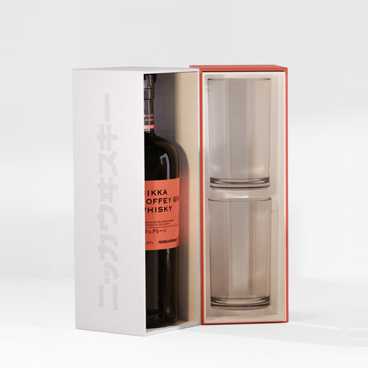 Nikka Coffey Grain med två highballglas